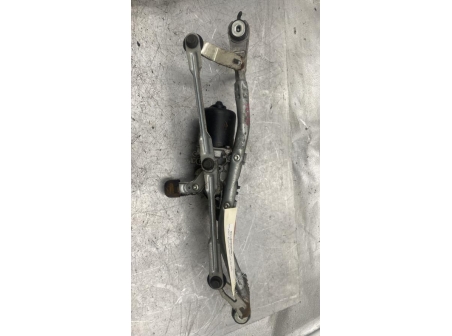 111207010-41196702-452a-49ff-8e8c-744b2d6ac428-Piece-Moteur-essuie-glace-avant-CITROEN-C3-2-PHASE-1-be2a9fb1366d68d7cdee3c51b20d2c74ccb81dd2e624124a0bc2d990455a1ddf_m.jpg