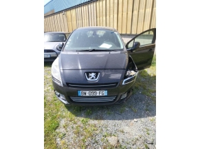 Vehicule-PEUGEOT-5008%201%20PHASE%201-2011-f580664f398bfc7855df90756e5526c2d38c622f4eae10d45d1db9a7251d7385_m.jpg
