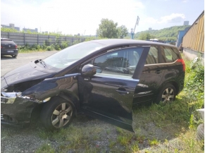 Vehicule-PEUGEOT-5008%201%20PHASE%201-2011-f580664f398bfc7855df90756e5526c2d38c622f4eae10d45d1db9a7251d7385_m.jpg 2