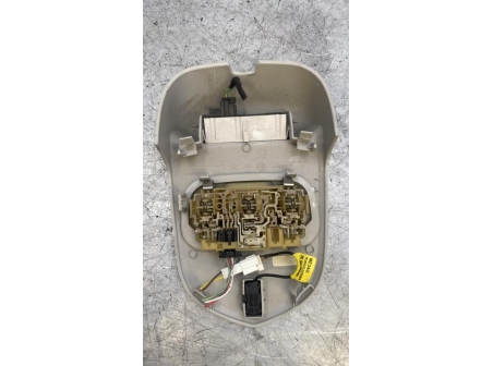 111217284-1c149460-6b81-475b-b071-1ec40909f0bd-Piece-Eclairage-de-plafonnier-PEUGEOT-5008-1-PHASE-1-853b2f6e87d65e393aede9728e4c887686b4d660b3f1d594396242879018af88_m.jpg