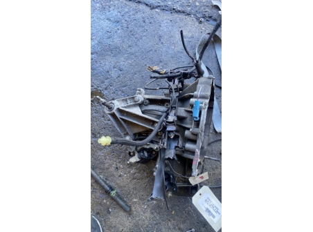 111233527-adb0697d-3ace-4885-91ab-f5493f67a13d-Piece-Boite-de-vitesses-RENAULT-CLIO-3-PHASE-2-BREAK-d4e698cab4b765f0a6ba2e3f75becc8c9552ce9d868125dd628975a548fb6374_m.jpg