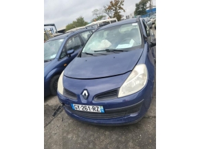 Vehicule-RENAULT-CLIO%203%20PHASE%202%20BREAK-2009-09c872c8b4f8d09cd81a2727ba395d77d472b66a45ce5d600d1399d0c616bdcf_m.jpg