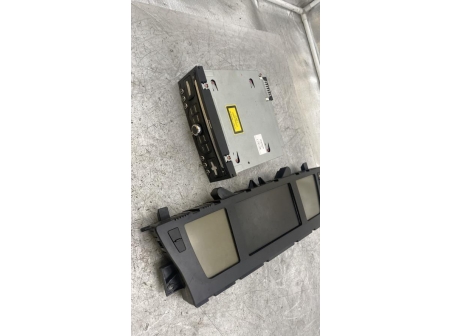 111263500-a64db1f9-b4a2-4e06-8bab-31f7c41066d0-Piece-Autoradio-dorigine-CITROEN-C4-PICASSO-1-220bb33fac1cf277b6e06c3b45b198785344e6b2643d786695fdefe0333ff0b2_m.jpg