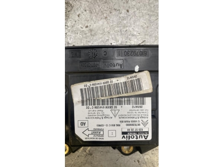 111264421-5cad40c9-6117-49d2-8428-bb1f5e29f9b1-Piece-Boitier-air-bag-CITROEN-C4-PICASSO-1-7fcd78f1974b238f44c1d927084d11dd789fea533832575db146816a54248eb4_m.jpg