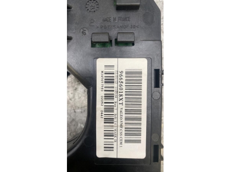 111264855-8db16446-337e-426f-a0b4-c4f45abf3b77-Piece-Com-Bloc-Contacteur-TournantCommodo-Essuie-GlaceCommodo-Phare-CITROEN-C4-PICASSO-1-da7b3f2a7466f359e5acdcd36fe6640ca40ed414274613a3e10ab3bdb4f07f6e_m.jpg