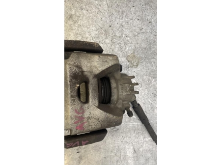 111265580-f4cd1579-f4f8-43a0-85da-c2d9cf42e792-Piece-Etrier-avant-gauche-freinage-CITROEN-C4-PICASSO-1-9e0a827153849f5a17327c07e512175f04ab965ef77638154facbfc8040aef86_m.jpg