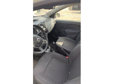 Vehicule-DACIA-SANDERO%202%20PHASE%202-2017-9718d8a5e796e94ef997cd34f8e081b19e2df36589ac16940aab4552e6c39161_o.jpg