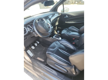 Vehicule-CITROEN-DS3%20PHASE%201-2012-80a8c6d1b809fa2752d9c2d9ac199bd129c1cf12f2e311762b1e227a2d99a46e_o.jpg