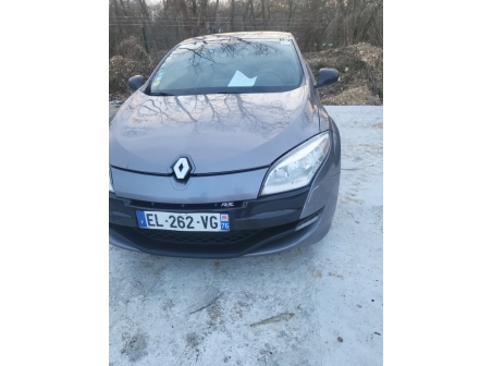 Vehicule-RENAULT-MEGANE%203%20PHASE%201%20COUPE-2010-97f08a2b7d57647c541677006b1605b726152d33dede9b80e2f328985187c7f4_o.jpg