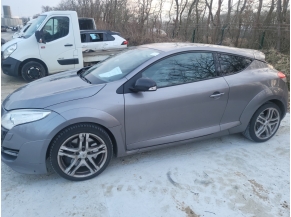 Vehicule-RENAULT-MEGANE%203%20PHASE%201%20COUPE-2010-97f08a2b7d57647c541677006b1605b726152d33dede9b80e2f328985187c7f4_o.jpg 2