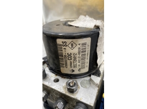 111272790-2dd04aa1-fab3-4d36-8c6c-4250ec6446dd-Piece-Bloc-ABS-freins-anti-blocage-RENAULT-144aec42dd2bbeb497efb0f0457ccb1fbd993623f475e261d27123490aeaa37d_m.jpg 2