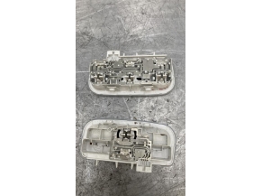 111273488-c32cb75f-02fd-474b-8bcd-ff7e16c55a33-Piece-Eclairage-de-plafonnier-RENAULT-7d8301e0780cdb7597f7025be1e5c53560c38ff3f01764775b0d1beb505e8ca4_m.jpg 2