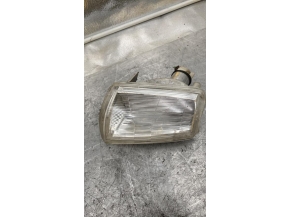 111292615-ac102f2e-7a53-40a3-b318-9567b7a1cd85-Piece-Repetiteur-clignotant-avant-droit-Feux-632524-PEUGEOT-205-PHASE-2-41ff419d6b9ee86b04183558f27ad6d6a702e4cf680b104dd43a45683efebdab_m.jpg