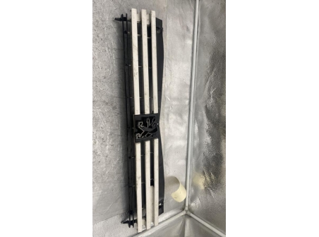 111292817-7a9605f4-c4a6-47ac-9a5e-d6daa9af9fee-Piece-Calandre-780941-PEUGEOT-205-PHASE-2-92b70761086a98b1a6dbe6c18adb300db0f4ab9f4cc76597f96f7d8798bf7289_m.jpg