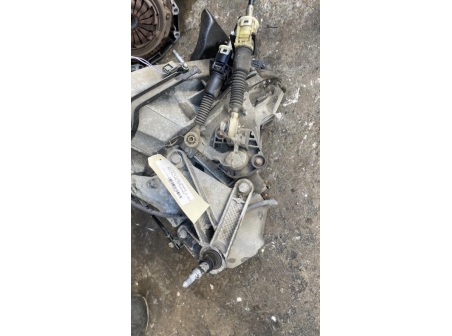 111329355-23e035cb-c2b0-477d-89d3-21c17ac79878-Piece-Boite-de-vitesses-RENAULT-CLIO-3-PHASE-1-6ac18072685e98f531c7622ca38570e4c3ab3168a4e3dbc368386ae7ed1ea527_m.jpg