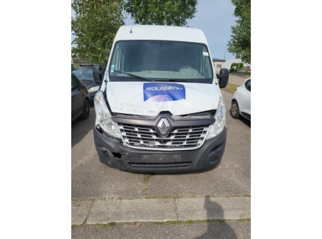 Vehicule-RENAULT-MASTER%203%20PHASE%203-2015-12f07c61d040c76c4a4fcd34f626e8d89f6ec9b38052ff89df91de308e6dad93_m.jpg