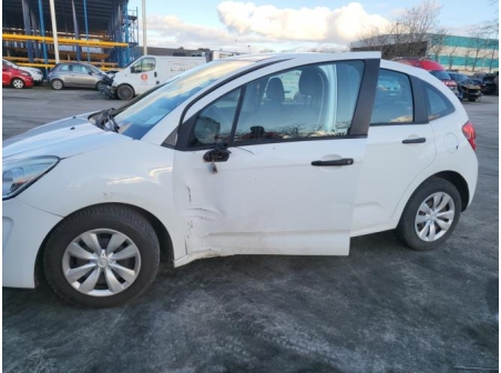 Vehicule-CITROEN-C3%202%20PHASE%201-2012-2521e08e65eeb4945034c4f800ebed5e7720ac197c08f8e208f0690b4bd292d7_m.jpg