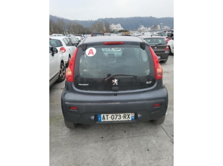 Vehicule-PEUGEOT-107%20PHASE%202-2010-78af37f2106ed91ad49ee5f1b52469e2499689e59f1fbf05331273cae7ca78e7_m.jpg