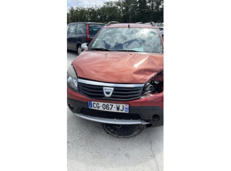 Vehicule-DACIA-SANDERO%201-2012-91b365589eb192eee62511763a3a3f60ee3ec0807949395b97ee81cae7b97f60_m.jpg