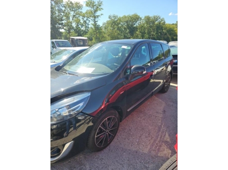Vehicule-RENAULT-SCENIC%203%20PHASE%202-2012-9c660ef1450dc25cb68f0df526a66da0832e82cc544298767e064fad46a216f9_m.jpg
