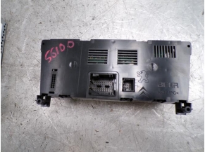 111842370-771149da-1a97-493d-855c-4fb64c9d8912-Piece-Commande-chauffage-PEUGEOT-5008-1-PHASE-1-16-HDI-8V-TURBO-2a967218d1a19af74d14e05714d841e4c6a3f5f33ac3571aa9f51d7ab5bb97f2_m.JPG 2