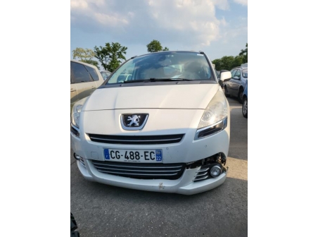Vehicule-PEUGEOT-5008%201%20PHASE%201-2012-e50b2be09dc7a165ab3a52fa1a820ee1cb400f7923ac26430a19005bd7f89434_m.jpg