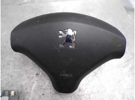 111842573-c536d990-b5f2-4a8f-9db8-3a9837720c74-Piece-Air-bag-conducteur-PEUGEOT-c7438515a5065f1973a1da4fc0c90e40205eb984018a139b0f77c5a93e4c2470_m.JPG