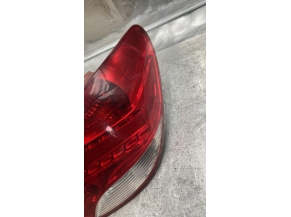 111877244-bc90dc4b-8687-40de-a9cc-6c4c6b1f132d-Piece-Feu-arriere-principal-droit-feux-6351HQ-PEUGEOT-207-PHASE-1-a29e3007c6c1e70feb4aa6f9e81f356194be940ae61f99eaedd6ea87539e2841_m.jpg 2