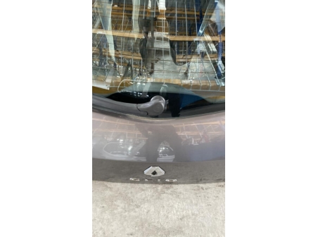 111899394-7f429775-b362-480e-9976-617585cc88c2-Hayon-arriere-RENAULT-CLIO-3-PHASE-2-0e3e17dd5d1def16559794ae224b8069b85da88cd7ef364595b08f38d4b79941_m.jpg