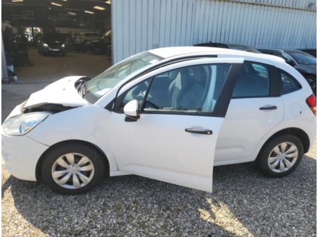 Vehicule-CITROEN-C3%202%20PHASE%201-2011-c2da72ccfb601b246890dde58ef8372adbc7b64c957c9197ecc387f76c5af0e7_m.jpg