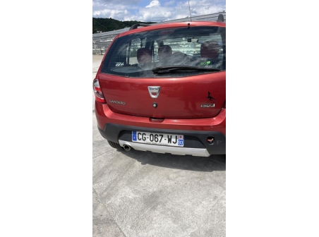 Vehicule-DACIA-SANDERO%201-2012-50bd55d440291e016c22957c6293aef36efba090f0d0be0f21ecf33b70c249db_m.jpg