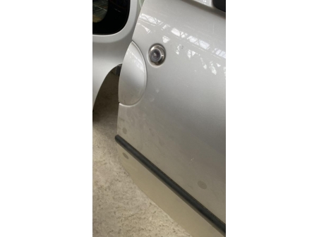 111898869-6cf3792f-593c-46d4-b21e-ca75ed62316b-Piece-Porte-avant-droit-801008682R-RENAULT-TWINGO-2-PHASE-1-bada82b138d8341dcbc69c895e13547c20ce31805c18aaad937174d6c65e1655_m.jpg