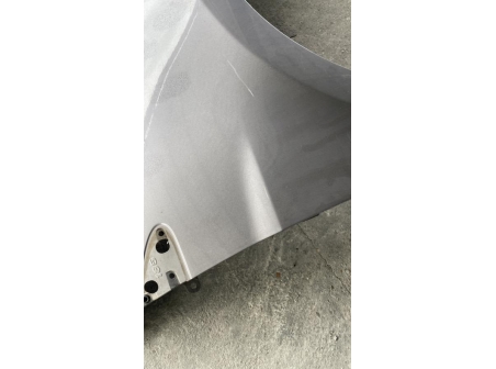 111899562-647b691d-1aa9-4c26-a8e7-4db61d69946e-Piece-Aile-avant-droit-RENAULT-CLIO-3-PHASE-2-93c4e1b270b7e82586af114e08dc36fe0eb6fc9cdc18fa74333e0f0324aeba2a_m.jpg