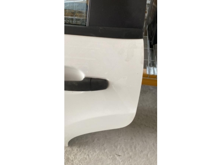111900145-ea261684-9102-46f2-a99e-44363aeafdde-Piece-Porte-arriere-gauche-9002CC-CITROEN-C3-2-PHASE-1-4a8423e1929f6499255c67532e64c872c25c2ee7341778ac237eb5c85f74d853_m.jpg