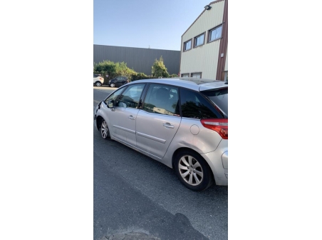 Vehicule-CITROEN-C4%20PICASSO%201-2010-39e85dac380766be50e8c05d2a5eee4e6614f418d0292c10b875f0deaaf31831_m.jpg