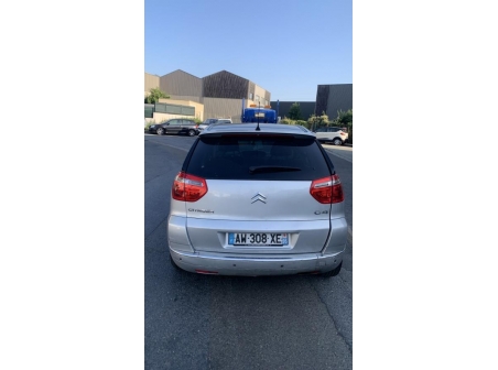 Vehicule-CITROEN-C4%20PICASSO%201-2010-4fa7fa67feb097a601f1a0fa3cfd9cd4cde4a20ad52e685c4d6821468f7f7b44_m.jpg