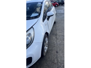 Vehicule-KIA-RIO%203%20PHASE%201-2012-8139237532cb5e87a7d4f74b4b29b3c7e5ac14f8eb174430092974f968d325b3_m.jpg 2