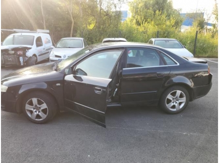 Vehicule-AUDI-A4%202%20PHASE%202-2006-56875313d2ad29753c8d25eea683e5325583bf6239d1ff3e2e53b6a201036ed1_m.jpg