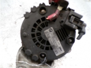 111972691-f8412a97-985d-469e-83a4-a918e5cbc853-Piece-BMW-ac030abfac23212f681d05d15b113543b7c37b71806d2ebbbb7b9ef5e675ca44_m.JPG 2