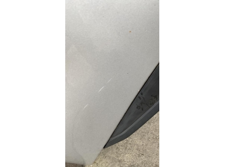 111998678-27c280a8-14e2-4c13-8e3c-3726cf086e8b-Piece-Capot-7901N7-CITROEN-C4-PICASSO-1-ddc741c3885676adc6eaee068dad178c60722ef3aab5357e2cefb24a5c5b340a_m.jpg