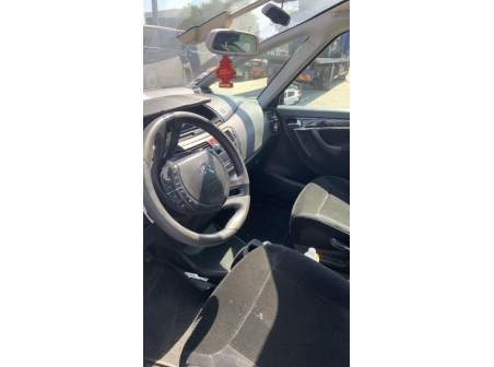 Vehicule-CITROEN-C4%20PICASSO%201-2010-b6392095ae505331d46e95a1ff5e302473d1b17eb0d16f94d821788544374a2c_m.jpg