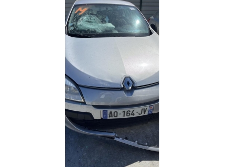 Vehicule-RENAULT-MEGANE%203%20PHASE%201-2010-1a3fb9921365703c95ec8b935b6493c80d70cdb7ffe8be1cc9c92eebf5660f0d_m.jpg