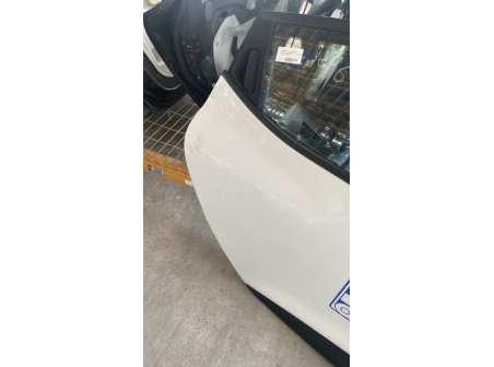 112157207-4a7e4ee9-15ae-45cf-8cfd-de4cdfdda089-Piece-Porte-arriere-droit-821008626R-RENAULT-CLIO-4-PHASE-2-71466aef7426fca9b6e405668865a39e9079ead809c6541c8489244198074711_m.jpg