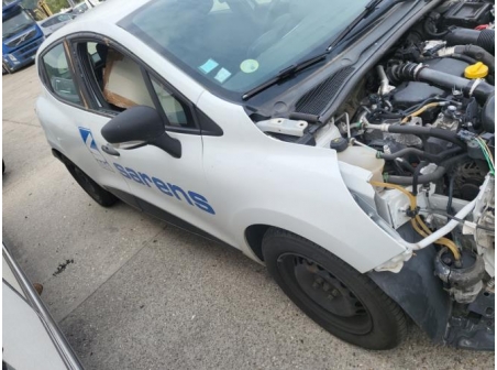 Vehicule-RENAULT-CLIO%204%20PHASE%202-2017-f0aad427e866b4554b2df64b12ee3e2c74ec0123b4c136d18da56f897795f574_m.jpg