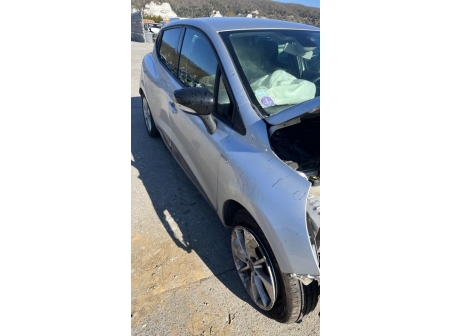 Vehicule-RENAULT-CLIO%204%20PHASE%202-2016-289524ad0bb8a7e6da1bce0e894065b71c4ea4beffaa4f5d11aa8a8c15383fc4_m.jpg