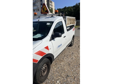 Vehicule-DACIA-DOKKER%20PHASE%201-2013-4ec5f4e146c843063215ac1a23405b3c973c80e69e596cde5079e80c4cf936cf_m.jpg