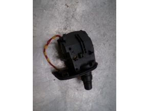 112455753-de5962fa-feb0-4604-9b1a-fa24342ef5ef-Piece-RENAULT-c62160ba59acf7fb1c20746f6ea602e088faffbc5f92fd92f6bba5abba1b79d3_m.JPG 2