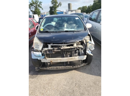 Vehicule-TOYOTA-IQ-2009-4fe2059819e644e73c8a9f2d572096445f1c91cb188b49fdd5d2fb01185ab9fa_m.jpg