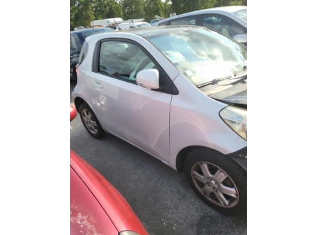 Vehicule-TOYOTA-IQ-2009-3f1b378ccdedc3ebe944ae281a584648795febe23a52a6549ee7079ed09f3a6e_m.jpg