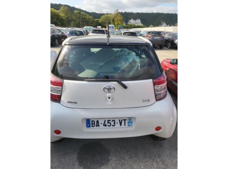 Vehicule-TOYOTA-IQ-2009-c2458bbf067e19fd4ac9f84410d33697fffab5030cb799ea15ab8a968c61b132_m.jpg